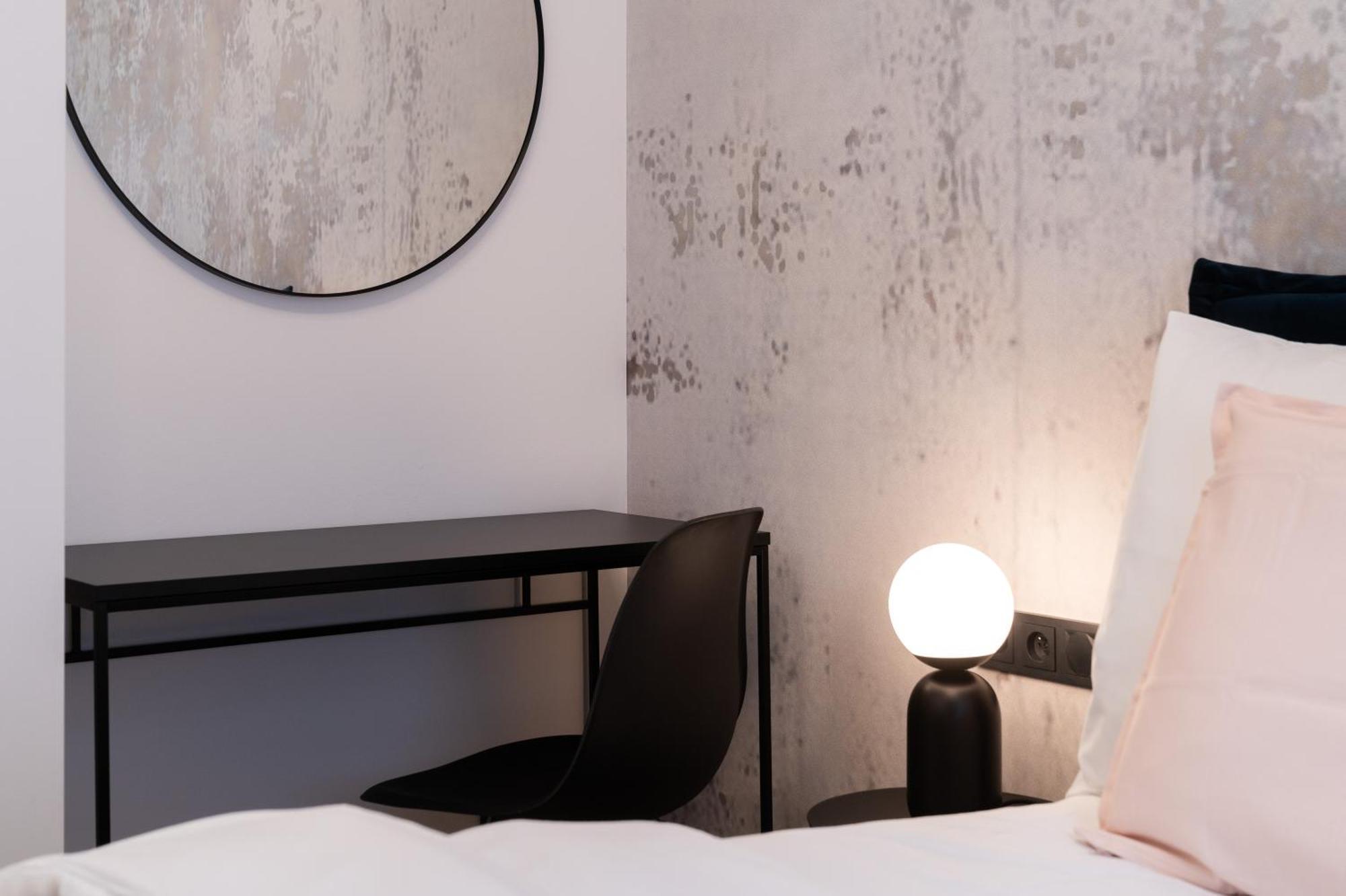 Urban Oasis Brno Apartment Bagian luar foto
